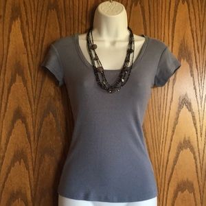 Derek Heart Denim blue T-shirt with necklace